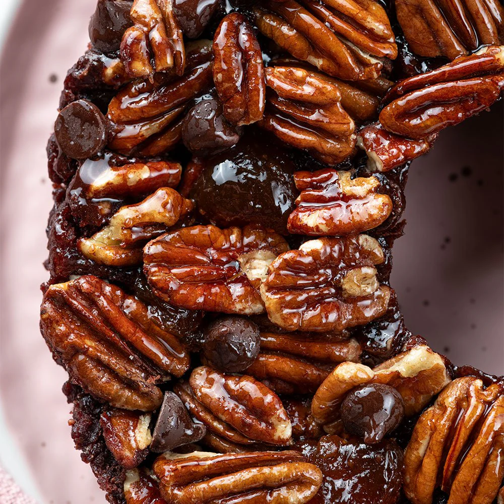 Strawberry Fudge Pecan Cake - Image 8